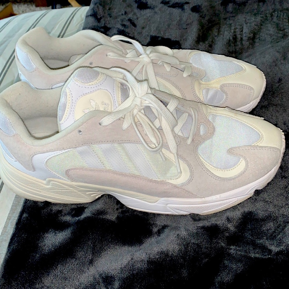 Men’s Adidas Yung white and cream